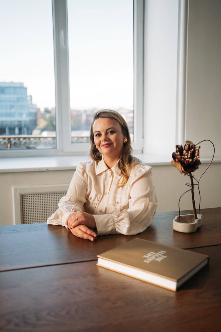 Елена Жуковская